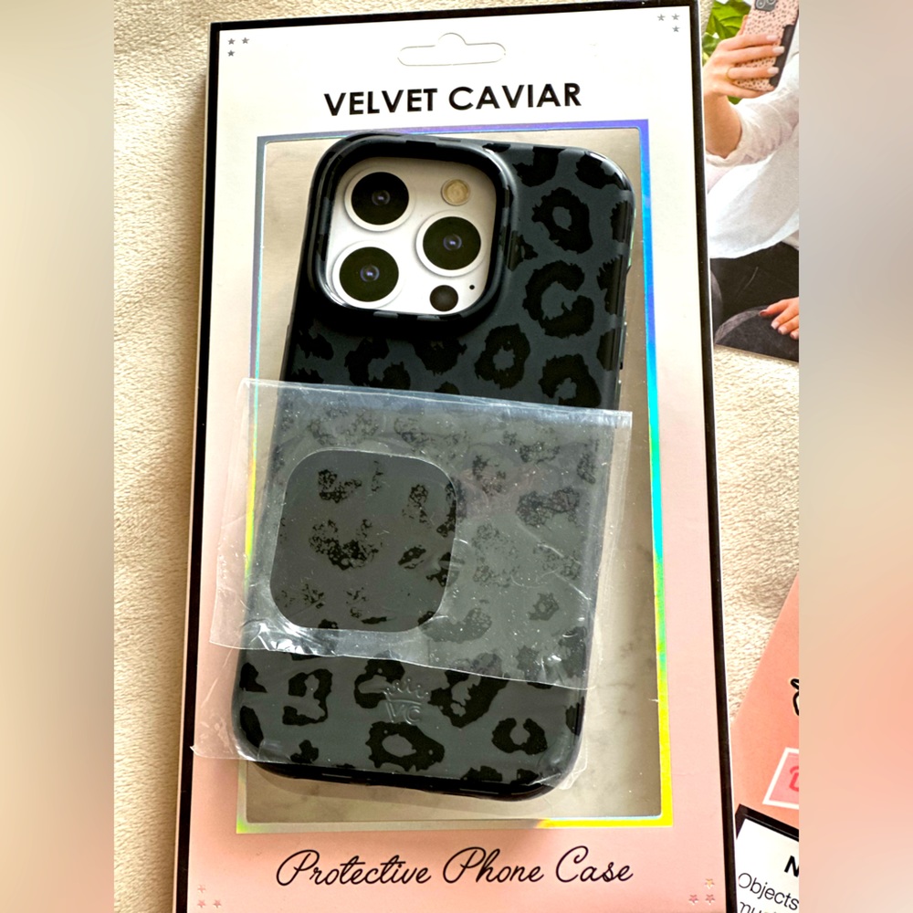 New Velvet Caviar iPhone 14 Pro (6.1” screen) black leopard case.